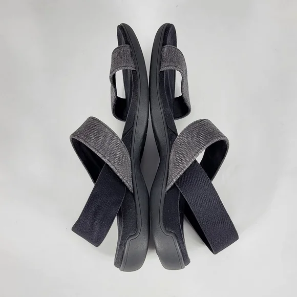 Merrell Black Sandals with Memory Foam #752 Size 9 - Picture 7 of 11